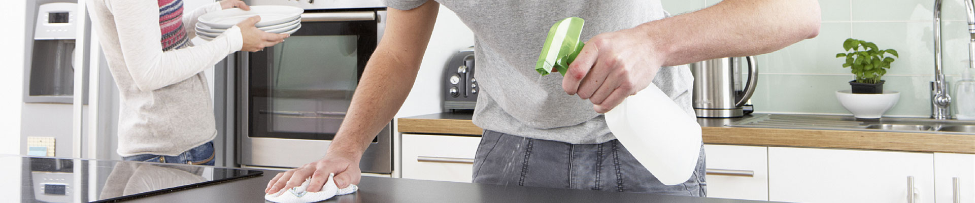 hliníková fólia papierové utierky špongie vrecia na odpadky